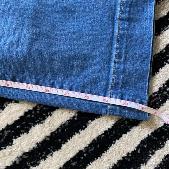 Gap | High Rise Wide Leg Crop - Picture 8 of 9